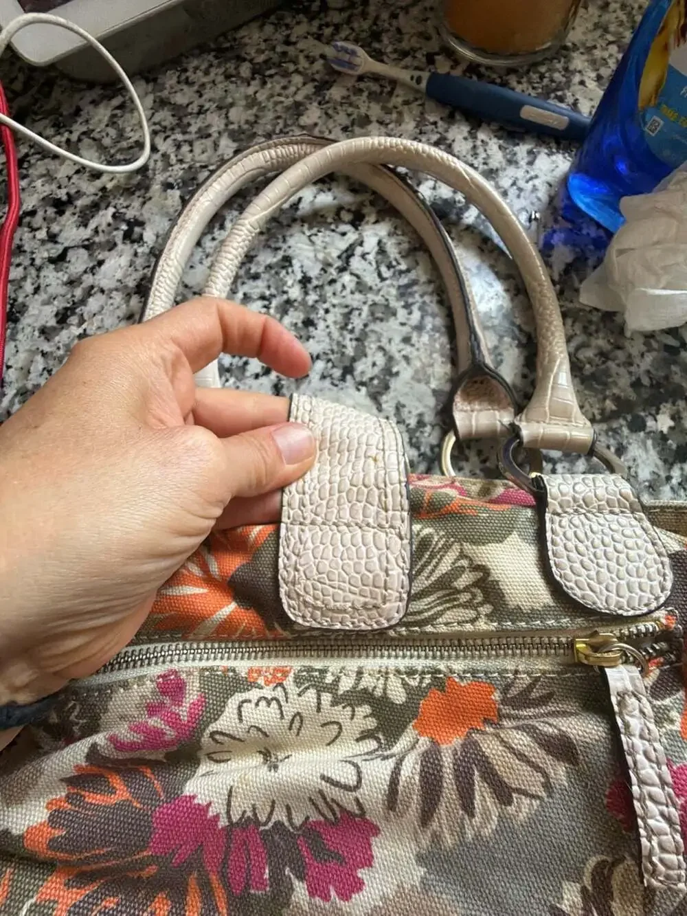 Guess Shoulder Handbag Purse Mother of Pearl Beading Flowers Canvas